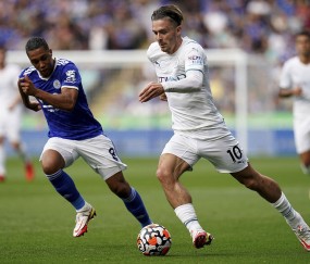 NG体育-包含费耶诺德迎葡超关键赛，窗口期状态回暖，底气十足，赛程密集仍需轮换的词条