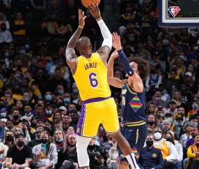 南宫体育- 丹佛掘金迎NBA总决赛关键赛；清晨完成体检；目标明确；控场能力受关注